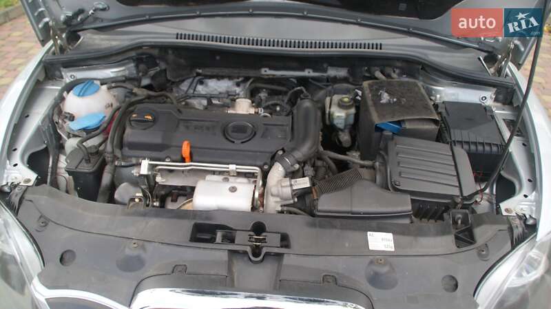 Хэтчбек SEAT Leon 2011 в Черкассах