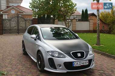 Хетчбек SEAT Leon 2011 в Черкасах