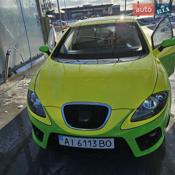 Хетчбек SEAT Leon 2008 в Києві