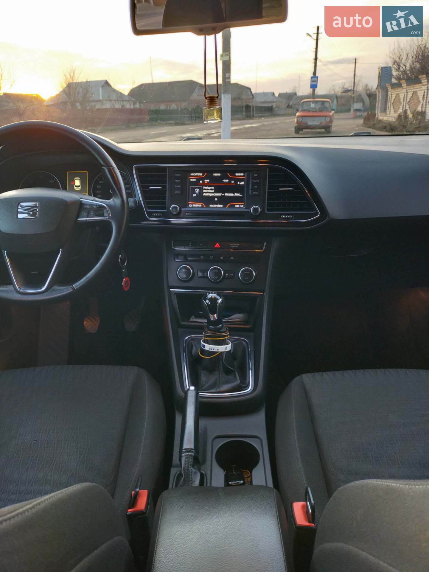 2014 SEAT Leon - мініатюра 14