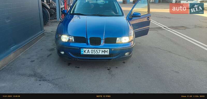Хэтчбек SEAT Leon 1999 в Киеве