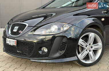 Хэтчбек SEAT Leon 2012 в Луцке