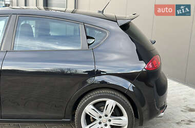 Хэтчбек SEAT Leon 2012 в Луцке