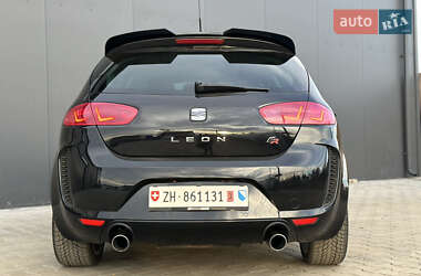 Хэтчбек SEAT Leon 2012 в Луцке