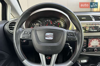 Хэтчбек SEAT Leon 2012 в Луцке