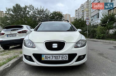 Хэтчбек SEAT Leon 2008 в Киеве