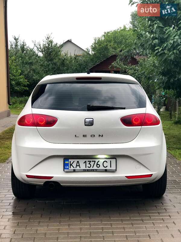Хэтчбек SEAT Leon 2010 в Киеве фото 12 Хэтчбек SEAT Leon 2010 в Киеве