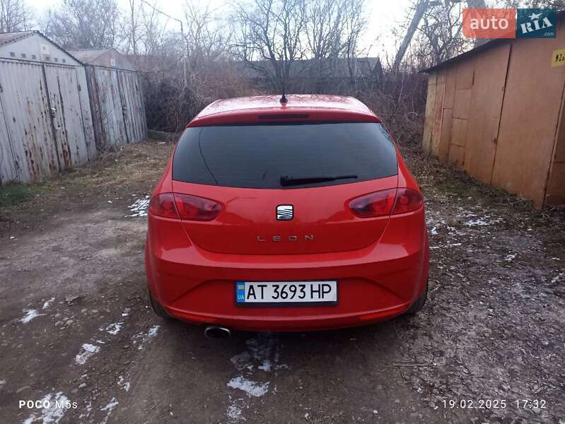 Хетчбек SEAT Leon 2011 в Івано-Франківську