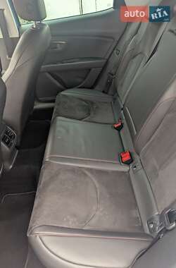 Хэтчбек SEAT Leon 2016 в 