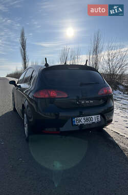 Хэтчбек SEAT Leon 2008 в 