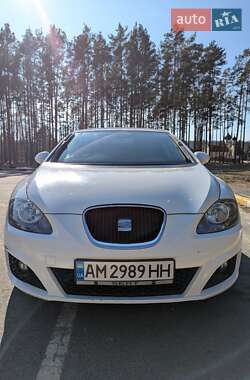 Хэтчбек SEAT Leon 2009 в 