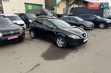 Хэтчбек SEAT Leon 2009 в Луцке