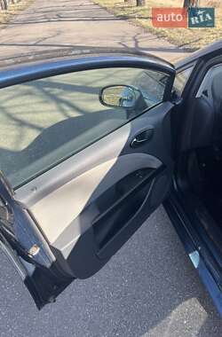 Хетчбек SEAT Leon 2005 в 