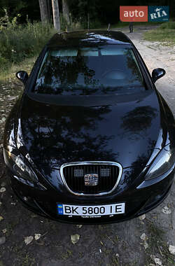Хэтчбек SEAT Leon 2008 в 