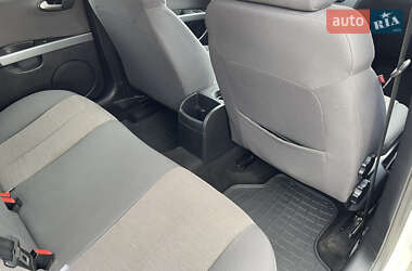 Хетчбек SEAT Leon 2010 в 