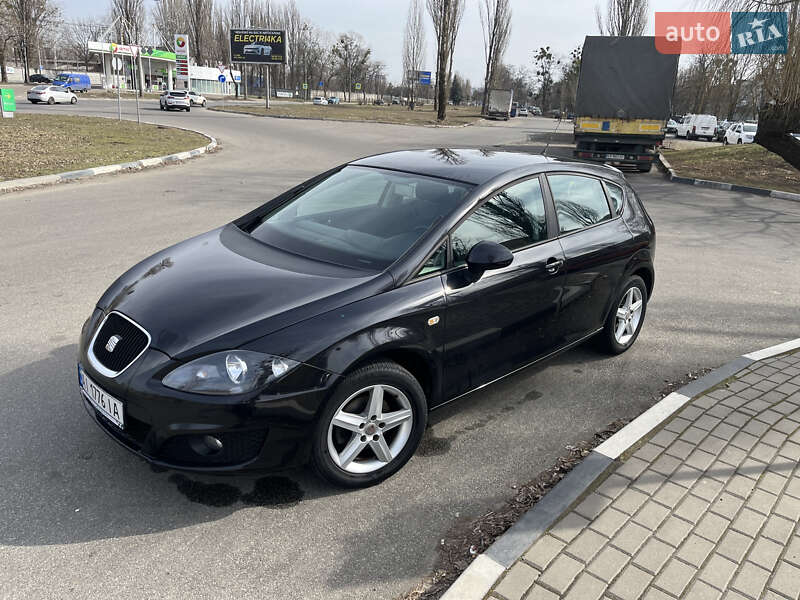 Хетчбек SEAT Leon 2011 в Києві