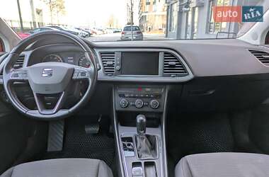 Хэтчбек SEAT Leon 2017 в 