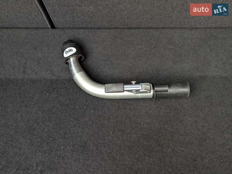 Хэтчбек SEAT Leon 2017 в Киеве