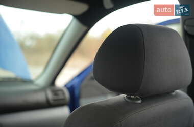 Хетчбек SEAT Leon 2000 в 