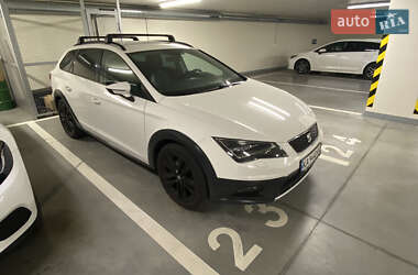 Хэтчбек SEAT Leon 2016 в 