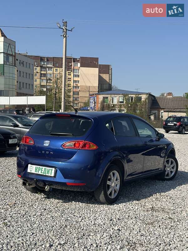 Хетчбек SEAT Leon 2006 в Кривому Розі