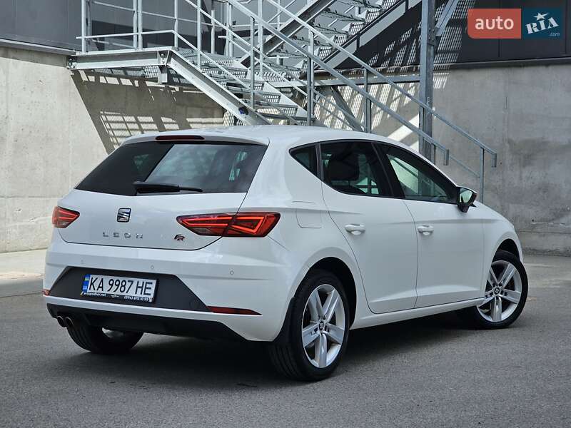 Хэтчбек SEAT Leon 2018 в Киеве