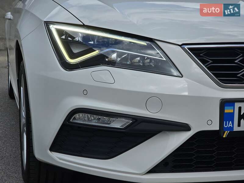Хэтчбек SEAT Leon 2018 в Киеве