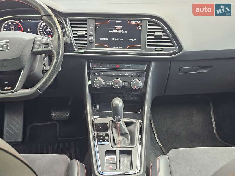 Хэтчбек SEAT Leon 2018 в Киеве