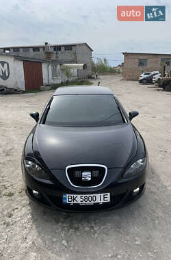 Хэтчбек SEAT Leon 2008 в 