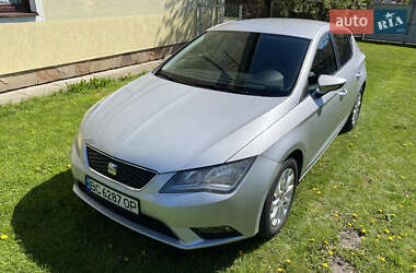 Хэтчбек SEAT Leon 2013 в 