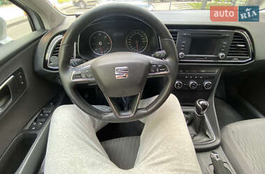 Хэтчбек SEAT Leon 2013 в 