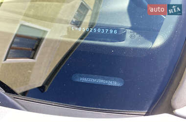 Хэтчбек SEAT Leon 2013 в 