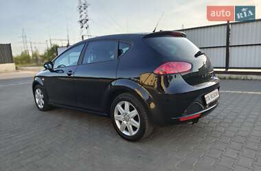 Хэтчбек SEAT Leon 2009 в 