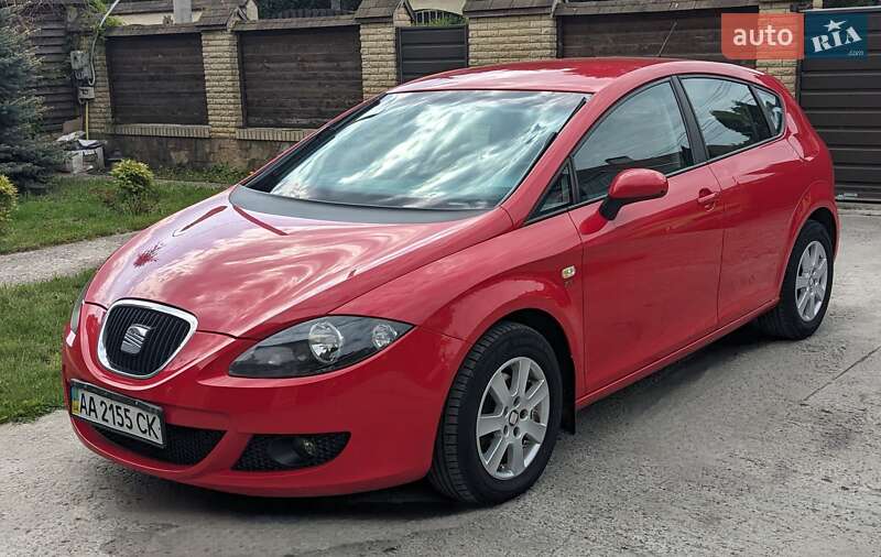Хетчбек SEAT Leon 2006 в Києві