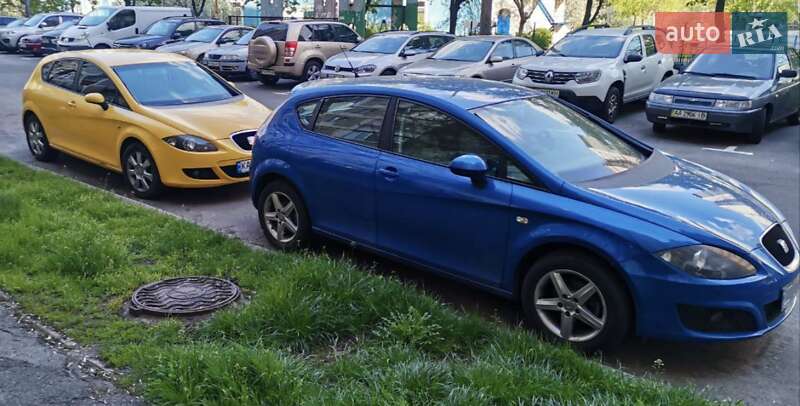 Хетчбек SEAT Leon 2011 в 