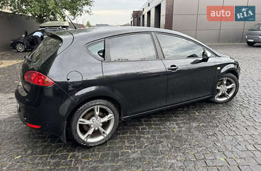 Хэтчбек SEAT Leon 2007 в 