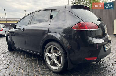 Хэтчбек SEAT Leon 2007 в 