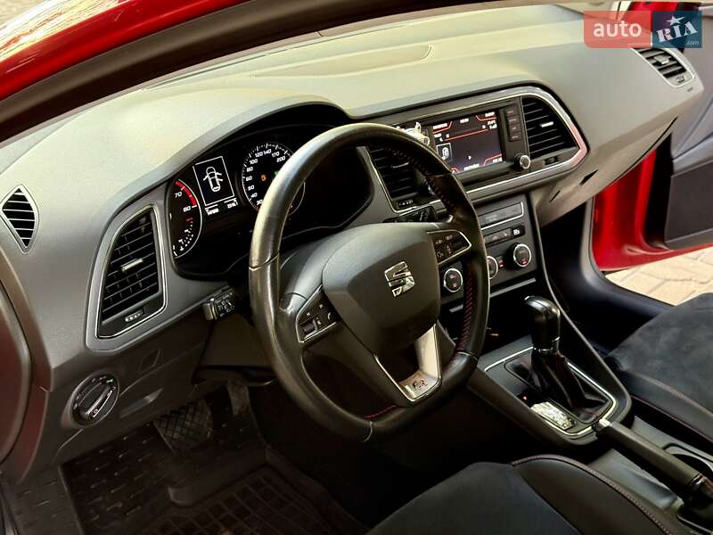 Хетчбек SEAT Leon 2013 в Дніпрі