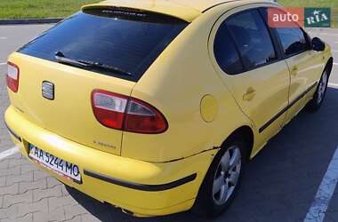 Хэтчбек SEAT Leon 2003 в 