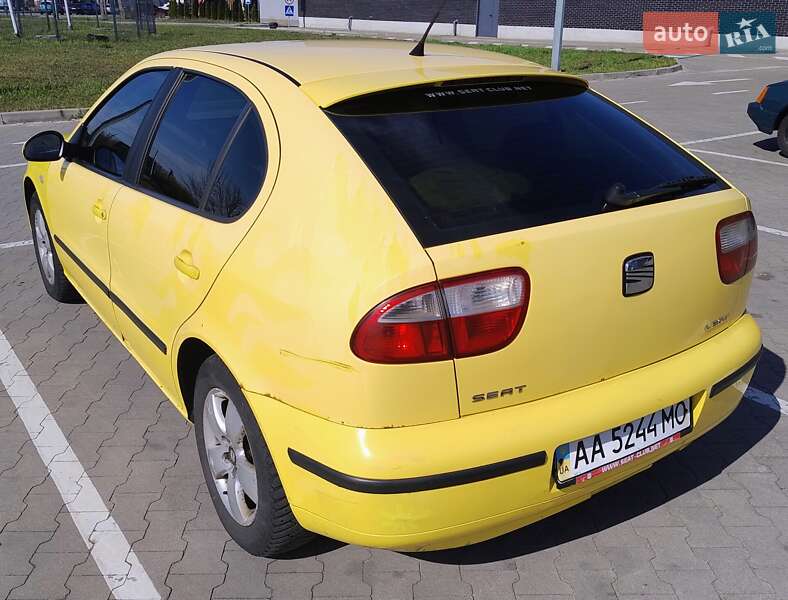 Хэтчбек SEAT Leon 2003 в Киеве
