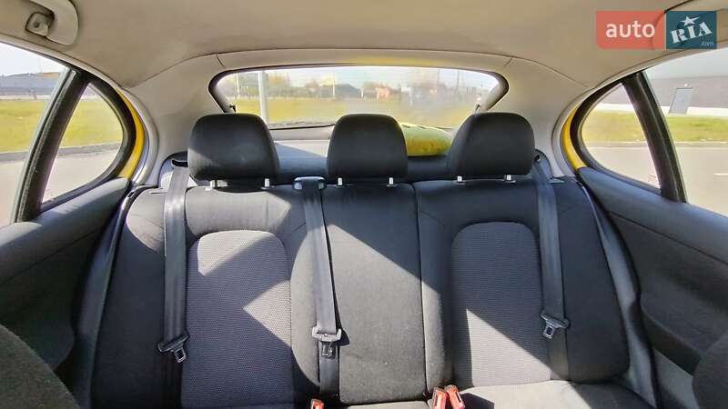 Хэтчбек SEAT Leon 2003 в Киеве