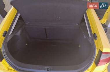 Хэтчбек SEAT Leon 2003 в 