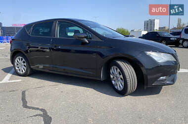 Хэтчбек SEAT Leon 2013 в 