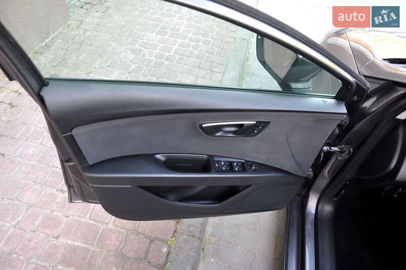 Универсал SEAT Leon 2014 в Львове фото 25 Универсал SEAT Leon 2014 в Львове