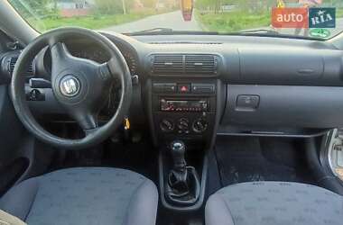 Хэтчбек SEAT Leon 2000 в 