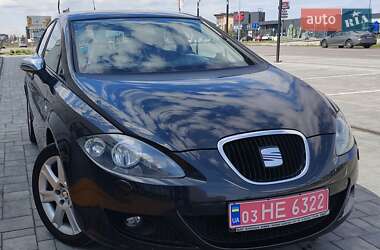 Хэтчбек SEAT Leon 2008 в Луцке