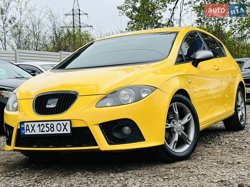 Хэтчбек SEAT Leon 2007 в 