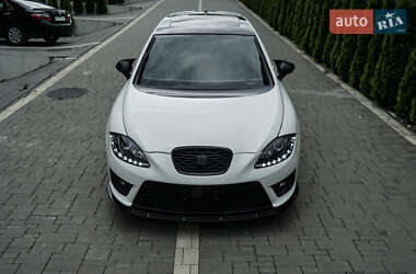Хэтчбек SEAT Leon 2010 в Черновцах