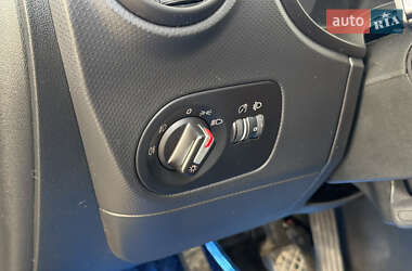 Хетчбек SEAT Leon 2011 в 