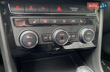Хэтчбек SEAT Leon 2018 в 